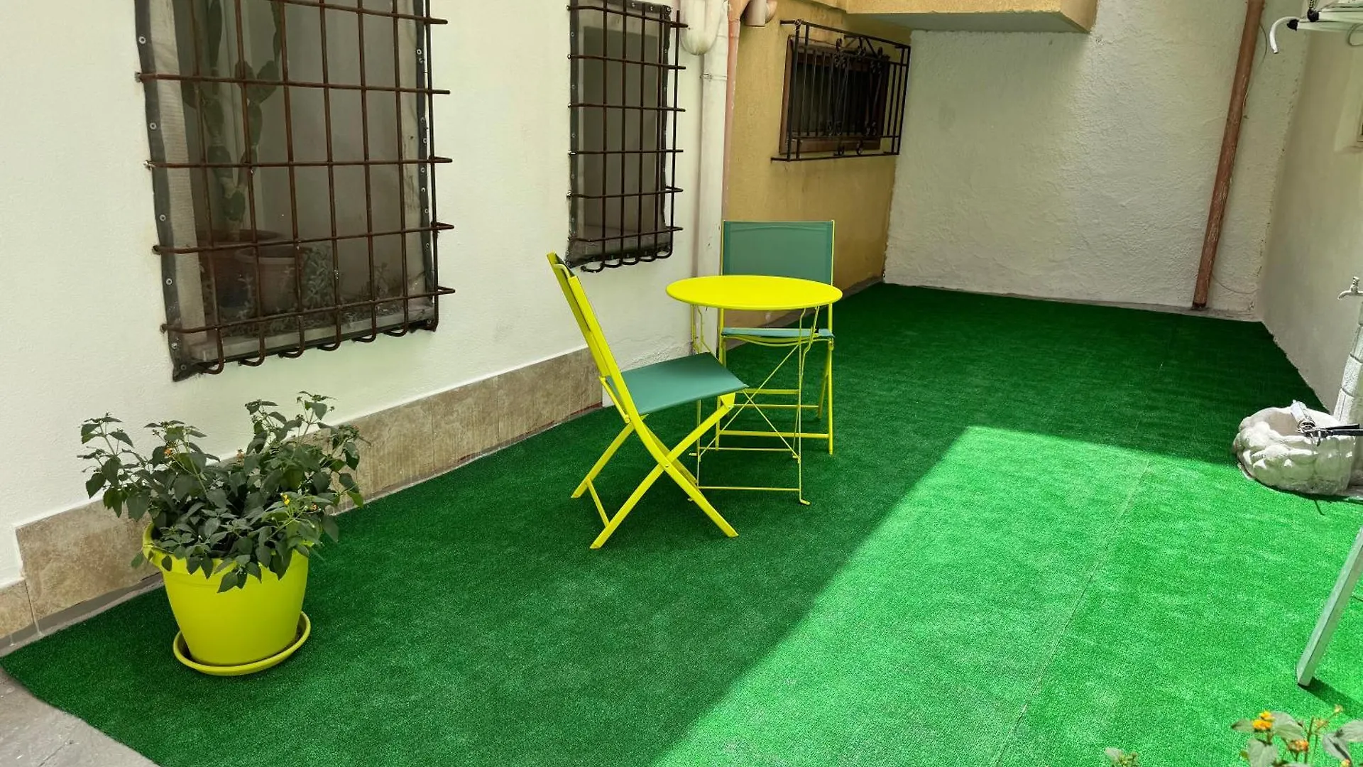 Ballar'Home - Casa Sbriju' Palermo Apartment