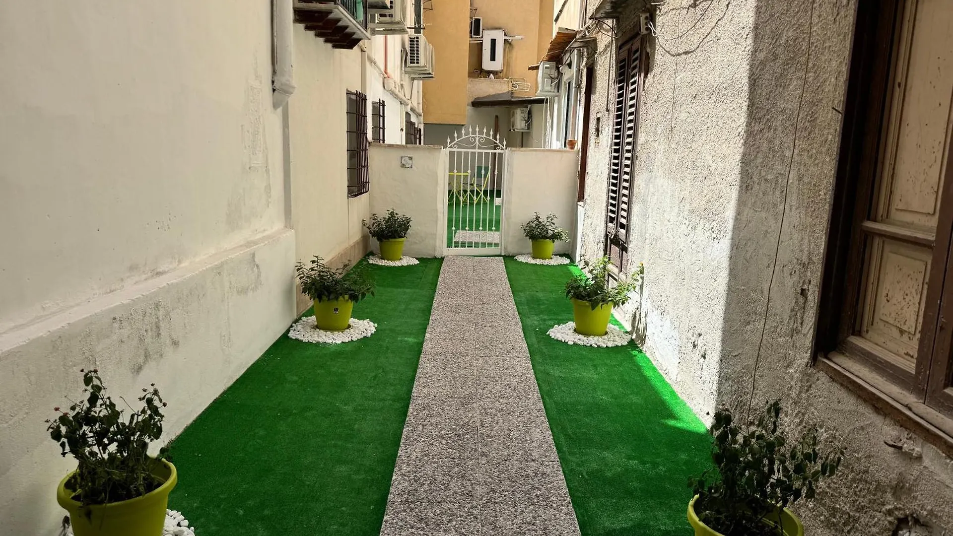 Ballar'Home - Casa Sbriju' Palermo Italy