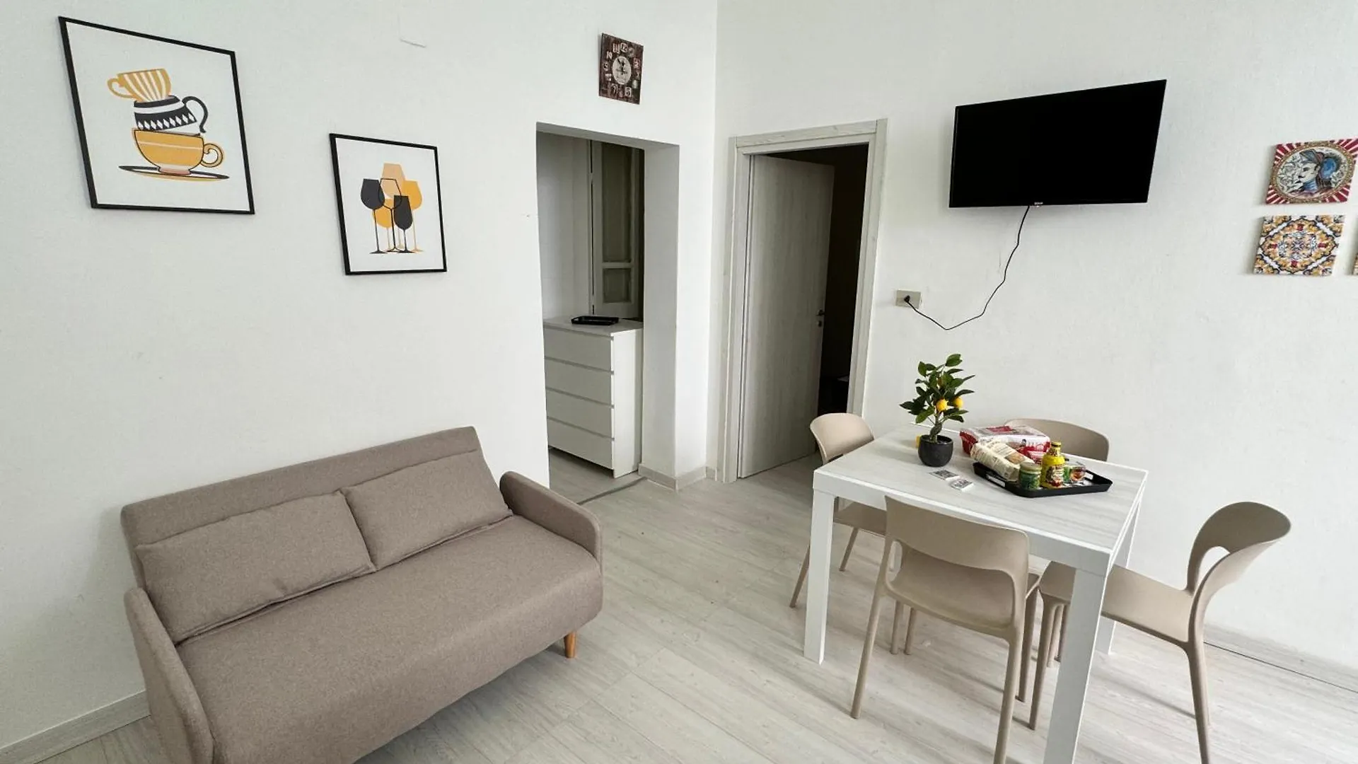 Apartment Ballar'Home - Casa Sbriju' Palermo